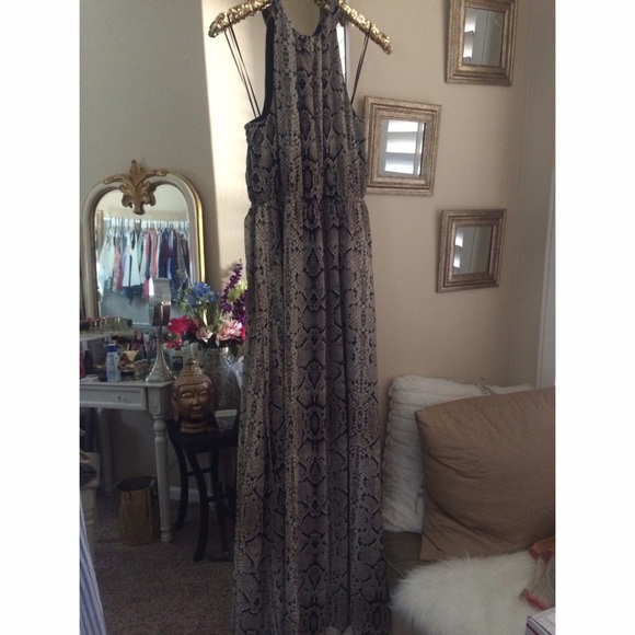 Jessica Simpson Python Maxi - Picture 2 of 4